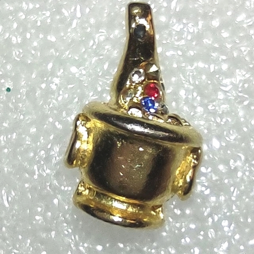 "Champagne on Ice" Tac Pin